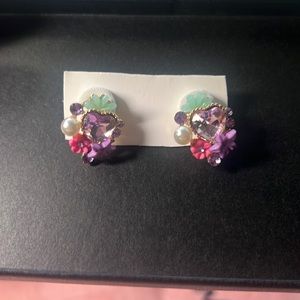 Adorable ☺️ earrings